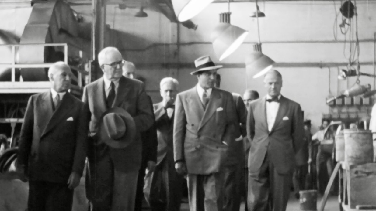 Witness History Scientists Film Atoms Moving In Real Time - zsto6w8